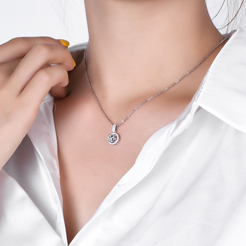 1CT Pendant Necklace with Moissanite Gemstone